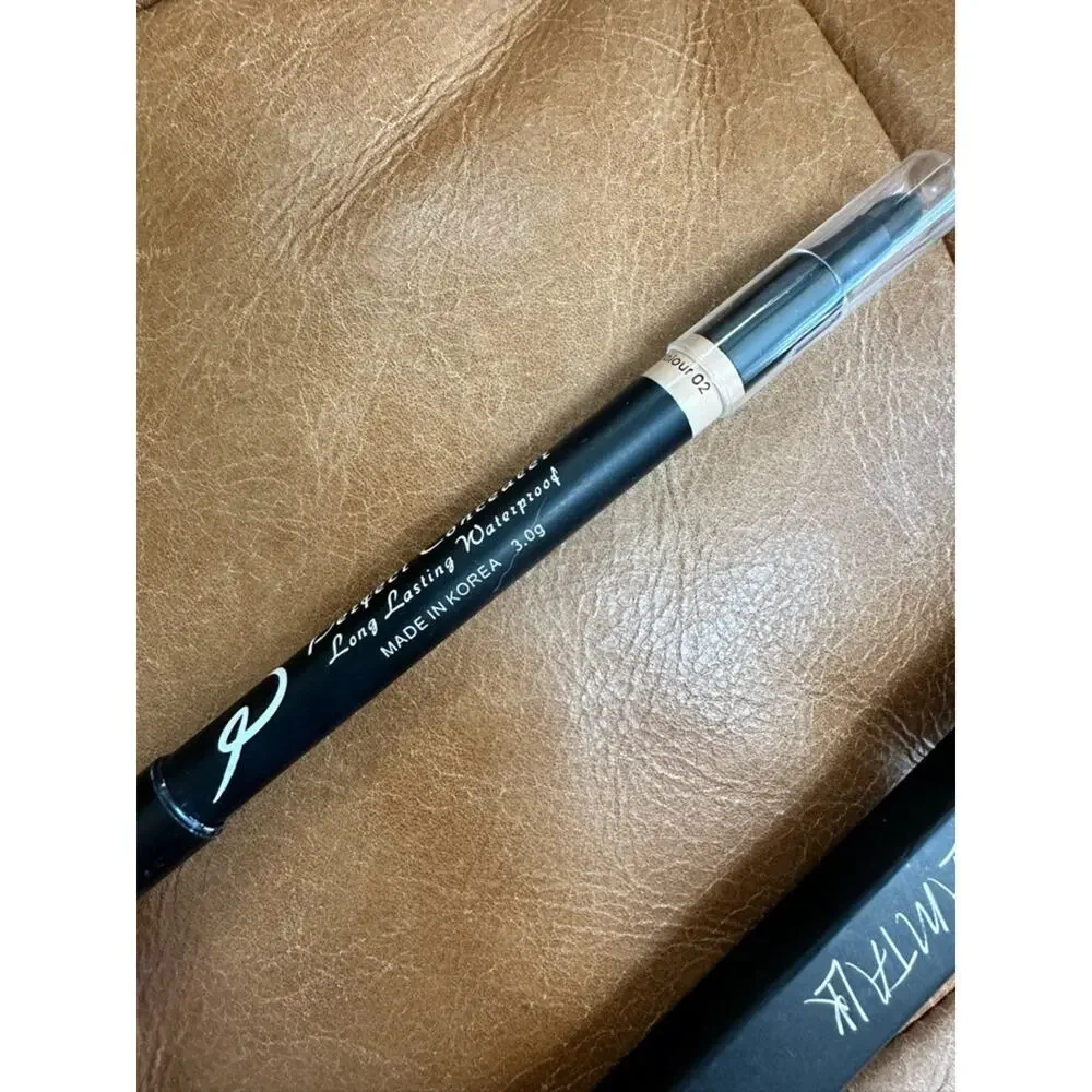 NIB Korean Concealer Pencil Trio – Precision Spot Concealer / Brow Clean-Up ✨